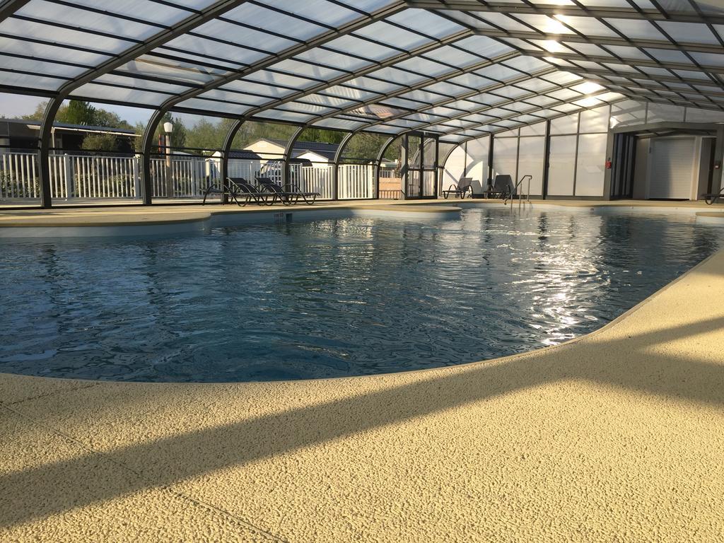 Camping Caravaning Les Cerisiers Berck Sur Mer Verton 外观 照片