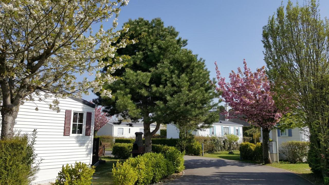 Camping Caravaning Les Cerisiers Berck Sur Mer Verton 外观 照片
